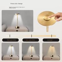Lampe de table LED intelligente rechargeable avec abat-jour en acrylique, gradation progressive de la luminosité de niveau 3, design classique