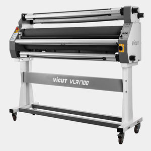 Équipement de revêtement de film en rouleau vertical pneumatique grand format à commande aisée, chariot de laminage large sur roues avec structure intégrée - Product Image 1