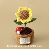 Mini plante en pot en fil de laine, champignon et tournesol, faits à la main au crochet - Accessoire photo de remise de diplôme pour des souvenirs de jeunesse éternels