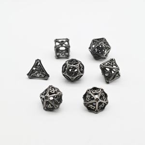 Rỗng RPG kim loại đa diện nạp xúc xắc chơi game D20 với rồng bên trong - Product Image 5