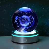 Veilleuse 3D Ciel Étoilé en Boule de Cristal Plastique, Base Tactile Lumineuse, Décoration de Bureau Moderne Minimaliste Créative, Ambiance Transfrontalière
