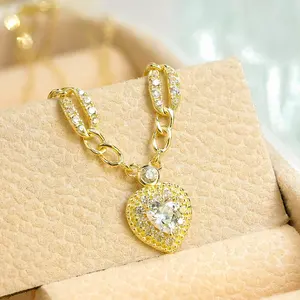 18k solid Gold Manufacturers Wholesale Vintage Chain AU750 Hip Hop Diamond zircon Crystal heart Lady Pendant 18k necklace