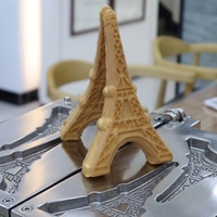 Machine à gaufres commerciale populaire en forme de Tour Eiffel, petite machine à gaufres pour la cuisson du pain