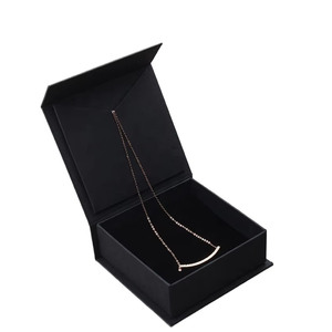Boîtes cadeaux rigides de luxe rouges personnalisables avec ruban pour la veille de Noël en <span class=keywords><strong>vente</strong></span> - Product Image 1