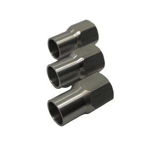 Tuerca de Acoplamiento Hexagonal de Acero Inoxidable con Rosca M12 Personalizada, SUS304, Mecanizado CNC, Brochado de Precisión, Servicio OEM - Product Image 3