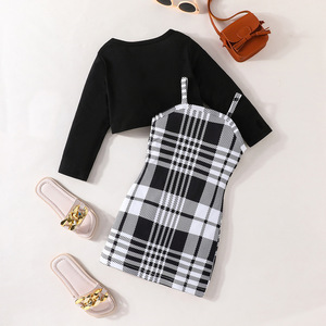 Top europeo e americano nuovo Design da ragazza con scritta a maniche lunghe Plaid abito Spaghetti in due pezzi alla moda Set Casual per bambini - Product Image 5