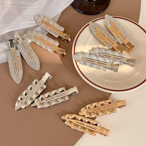 千金金髪ピンセット ダイヤモンド付き 亜鉛合金製 コレクションロゴカスタマイズ 高品質 ダックビル型 跡が残らないカスタムヘアクリップ - Product Image 2