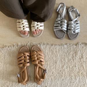 Sandalias Planas Bohemias WETKISS para Mujer, Sandalias Gladiador con Tiras Cruzadas, Sandalias de Verano con Pliegues y Trenzas, Elegantes Sandalias de Playa Estilo Romano - Product Image 4