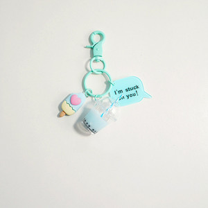 Porte-clés mignon en forme de tasse de thé au lait aux perles de fruits, en PVC 3D, pendentif de sac à dos tendance, étanche et durable - Product Image 4