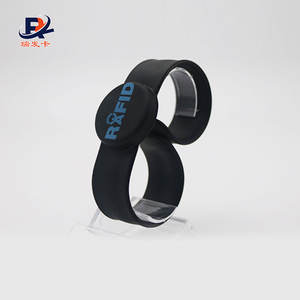 Китайский завод, высокое качество, 22,5 см, изготовленный на заказ силиконовый смарт-браслет LF/HF/UHF RFID, ремешки на запястье - Product Image 1