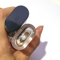 Nouveau design Forme plate Lipglaze Brillant à lèvres Tube en plastique Bouteille anti-cernes liquide grande brosse Usine d'emballage cosmétique OEM ODM
