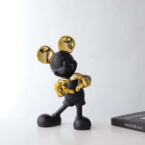 Dibujos animados de moda Mickey Mouse jugando <span class=keywords><strong>TV</strong></span> artesanías de resina para la habitación de los niños adornos para el salón plástico reforzado con fibra - Product Image 1