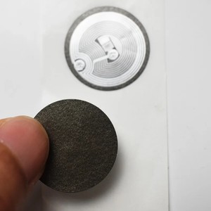 Mini Tag NFC in PVC da 25mm 13.56MHz, UID Modificabile e Riscrivibile, Adesivo S50 per Telefoni Android, Anti-Metallo, Duplicatore - Product Image 6