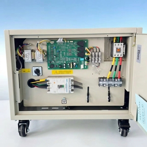 Stabilisateur <span class=keywords><strong>de</strong></span> <span class=keywords><strong>tension</strong></span> triphasé en cuivre à économie <span class=keywords><strong>d</strong></span>'énergie, régulateur automatique avec spécifications personnalisées - Product Image 1