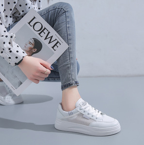 Sneakers Casual Bianche Pure alla Moda per Donne <span class=keywords><strong>con</strong></span> Tomaia in Mesh PU, Suola <span class=keywords><strong>con</strong></span> Piattaforma, Design Retrò, per Tutte le Stagioni e Uso Quotidiano - Product Image 5