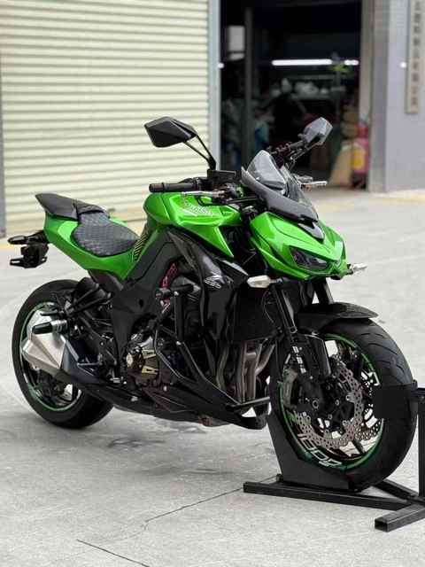 Genuine Kawasaki Z1000 1000cc Water Cooled Engine Suitable for High Speed Riding and Track Enthusiasts