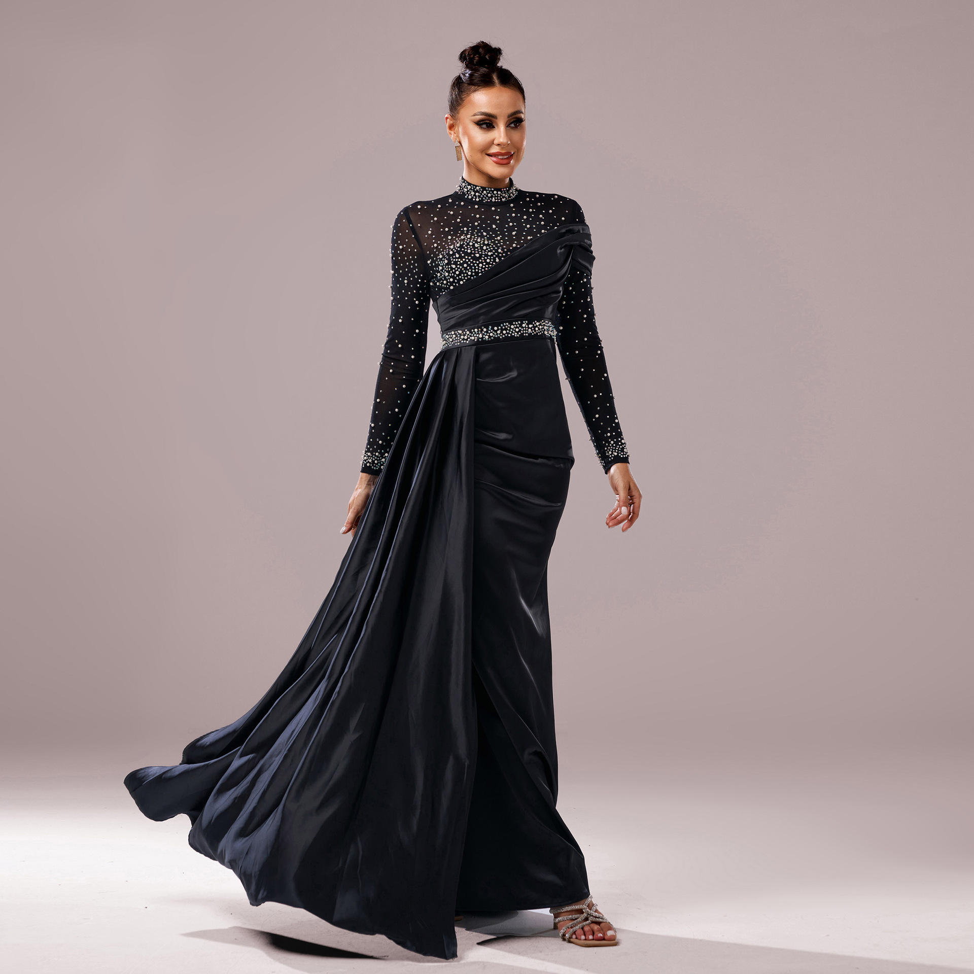 Best Selling Black Long Sleeve Dress Gold Party Gown Elegant