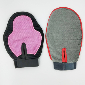Gants de massage pour animaux de compagnie en TPR, brosse de toilettage pour chiens et chats, accessoires de nettoyage pour animaux. - Product Image 1