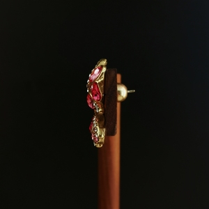 <span class=keywords><strong>Orecchini</strong></span> a Perno Lineari a Forma di Cuore in Zirconio Colorato Verde-Rosa, Stile Europeo e Americano, Alla Moda, Leggeri - Product Image 3