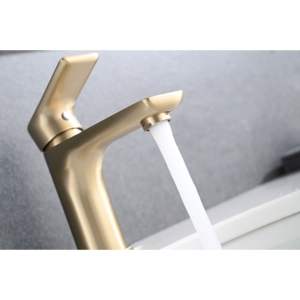 Grifo de lavabo monomando de oro cepillado con válvula cerámica, de un solo orificio, montado en encimera, estilo contemporáneo - Product Image 6