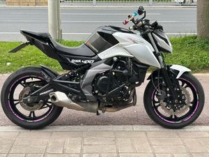 Motocicleta Usada de Segunda Mano 400NK 400cc de Dos Cilindros, Clásica, Naked, para Calle, Euro 5, Lista para Venta - Product Image 4