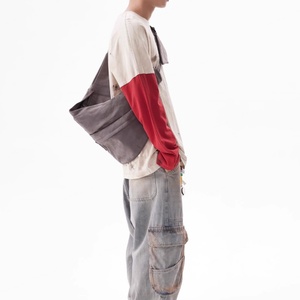 T-shirt Homme Manches Longues Style Urbain Effet Vieilli Patchwork Coton Haute Qualité Service OEM Logo Personnalisé Vente en Gros - Product Image 2