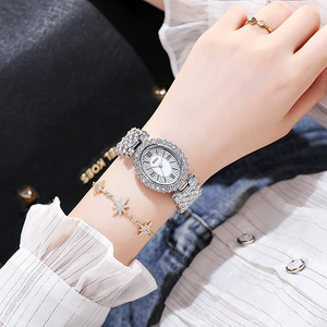Montre Bracelet de Luxe Décontractée pour Femme, Style Ciel Étoilé Diamanté, Montre-Bracelet Givrée pour Femme - Product Image 4