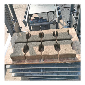 Machine automatique de fabrication de blocs creux en ciment Hongfa avec <span class=keywords><strong>contrôle</strong></span> PLC et économie d'énergie du moteur écologique - Product Image 3