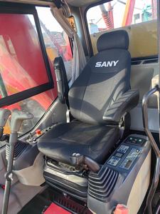 Grúa sobre orugas Sany SCC550/SCC600 usada de 55, 60 y 75 toneladas con sistema de caída libre, motor y propulsión listos para trabajar - Product Image 6