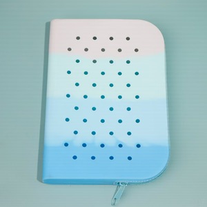 Étui à crayons portable en silicone personnalisé avec logo, pour fournitures scolaires, sac à stylos créatif DIY pour enfants, pochette de rangement multifonctionnelle - Product Image 1