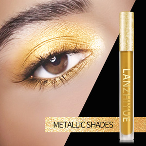 Sombra de Ojos Líquida Dorada y Brillo Labial - Barras de Sombra de Ojos con Brillo Perlado, Alta Pigmentación, Acabado Metálico para Ojos y Labios - Product Image 4