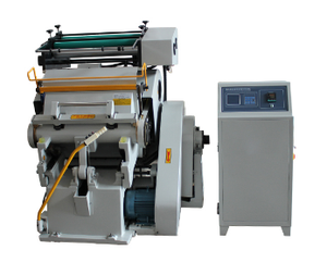 Machine de découpe et d'estampage à chaud manuelle de haute qualité TYMB-750/930/1100 pour feuilles de papier - Product Image 3