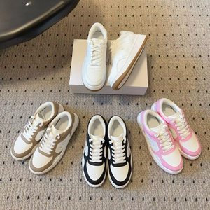 Zapatillas deportivas de lujo unisex de marca de diseñador 2026, blancas, de moda casual, con suela gruesa, diseño de malla con cordones, cómodas y con aumento de altura. - Product Image 1