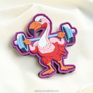 カスタムシリコンラベル 3Dラバーパッチ エンボスロゴ 衣類用 PVC 3Dソフトデボス 熱転写ラベル フックアンドループ - Product Image 3