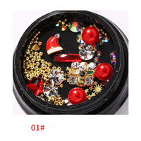 Vente en gros de bijoux de Noël Art Déco en alliage de métal mélange de flocon de neige perle cloutée Santa chapeaux strass effet 3D autocollants décalcomanies