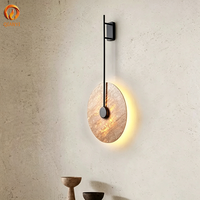 Lampe murale rustique en travertin jaune, style vintage, base artisanale minimaliste pour éclairage de projecteur domestique ou hôtelier