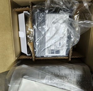 New Original Japanese <b>Temperature</b> <b>Controller</b>, Yokogawa UT55A-010-11-00, <b>Temperature</b> Control Switch - Product Image 1