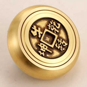 Cubo de <span class=keywords><strong>Rubik</strong></span> esférico hexagonal, balonmano giratorio, pieza de mano Retro, ocho direcciones para la riqueza - Product Image 5