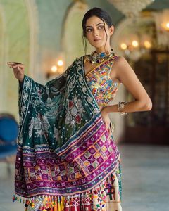 Ấn Độ bên mặc đám cưới hoặc phụ nữ giản dị váy mới đến 2024 lehenga choli kết hợp màu sắc tươi sáng cho phụ nữ và trẻ em gái - Product Image 5
