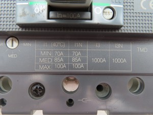 Nuevo y Original SACE Tmax XT3N 250 de 4 Polos para PLC, Amplia Experiencia Técnica con Solida Experiencia en Mantenimiento Industrial - Product Image 3
