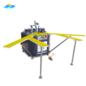 Machines d'assemblage et de sertissage d'angle pour portes et fenêtres en alliage d'aluminium robuste <span class=keywords><strong>PVC</strong></span>/UPVC, vente en gros d'usine 2026, avec PLC - Product Image 2