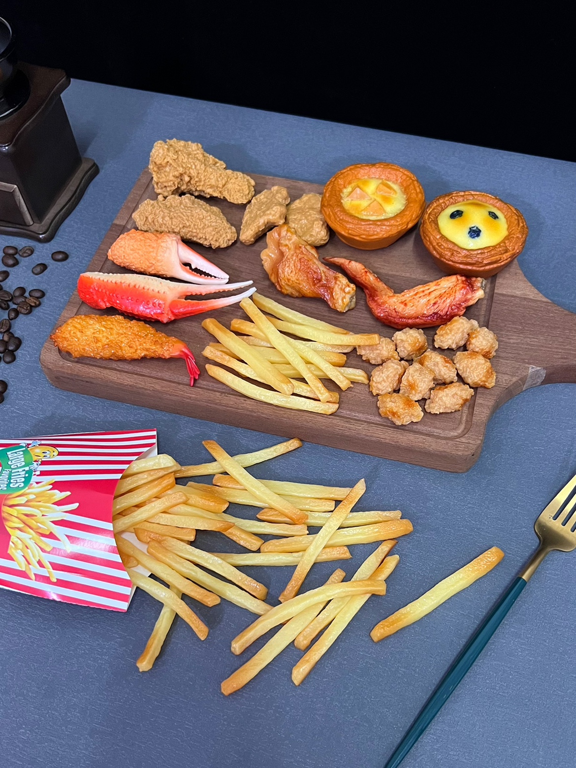 Patatine fritte classiche - Cibo finto in miniatura, giocattolo da colorare per il gioco di finzione dei bambini - Modello di stampa 3D gratuito