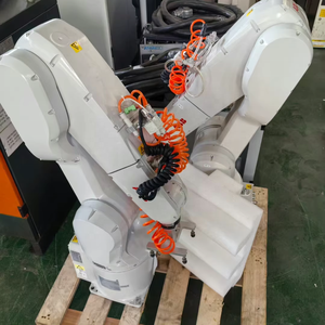 Nouveau bras robotique industriel compact IRB 120 à 6 axes avec pince pour l'entretien, la manutention et l'assemblage des machines - Product Image 2