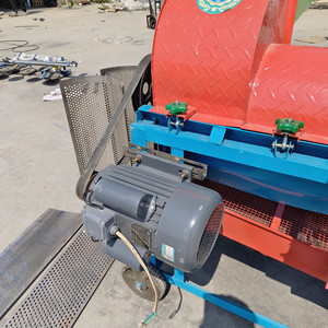 Máquina trilladora de granos multifuncional con potencia de viento ajustable para el procesamiento de trigo y hierbas - Product Image 3
