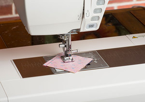 Machine à coudre et à broder Janome <span class=keywords><strong>Horizon</strong></span> Quilt Maker Memory Craft 15000 - Product Image 6