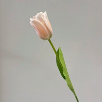 Koninklijke Hoogwaardige Hot Selling Mini Tulpen Kunstbloemen Real Touch Modern Bloemendesign PU Thanksgiving Valentijnsdag Huisdecoratie