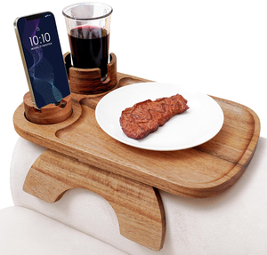 Vassoio da bracciolo per <span class=keywords><strong>divano</strong></span> in bambù rimovibile, design europeo, con supporto per telefono, coltello e forchetta, e piano per formaggi - Product Image 4