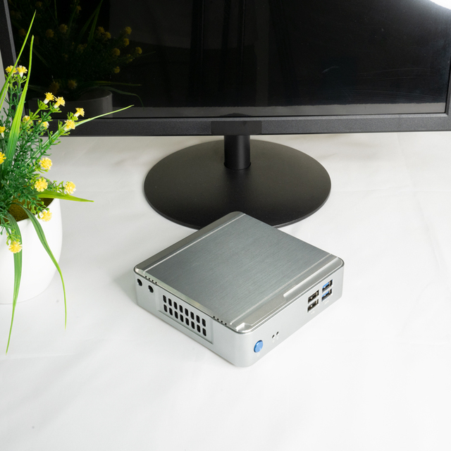 Qotom Core I3 7100U PC Mini Desktop Computer PC NUC Thin Client Bareone Firewall Mini PC With Fan
