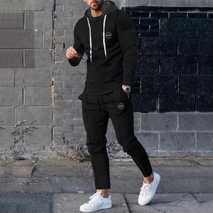 Otoño Invierno logotipo personalizado tela suave poliéster viaje ocio <span class=keywords><strong>Slim</strong></span>-Fit hombres conjuntos ropa deportiva chándal alta calidad chándal - Product Image 5