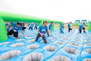 Chongqi New Inflatable điên <span class=keywords><strong>5K</strong></span> chướng ngại vật các khóa học vui vẻ chạy thư bị trả lại 5km Inflatable khóa học trở ngại công viên chạy - Product Image 5